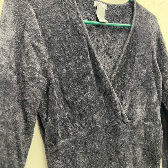 Women’s long sleeve soft V-neck wrap sweater, stretchy in Size M - Picture 3 of 7